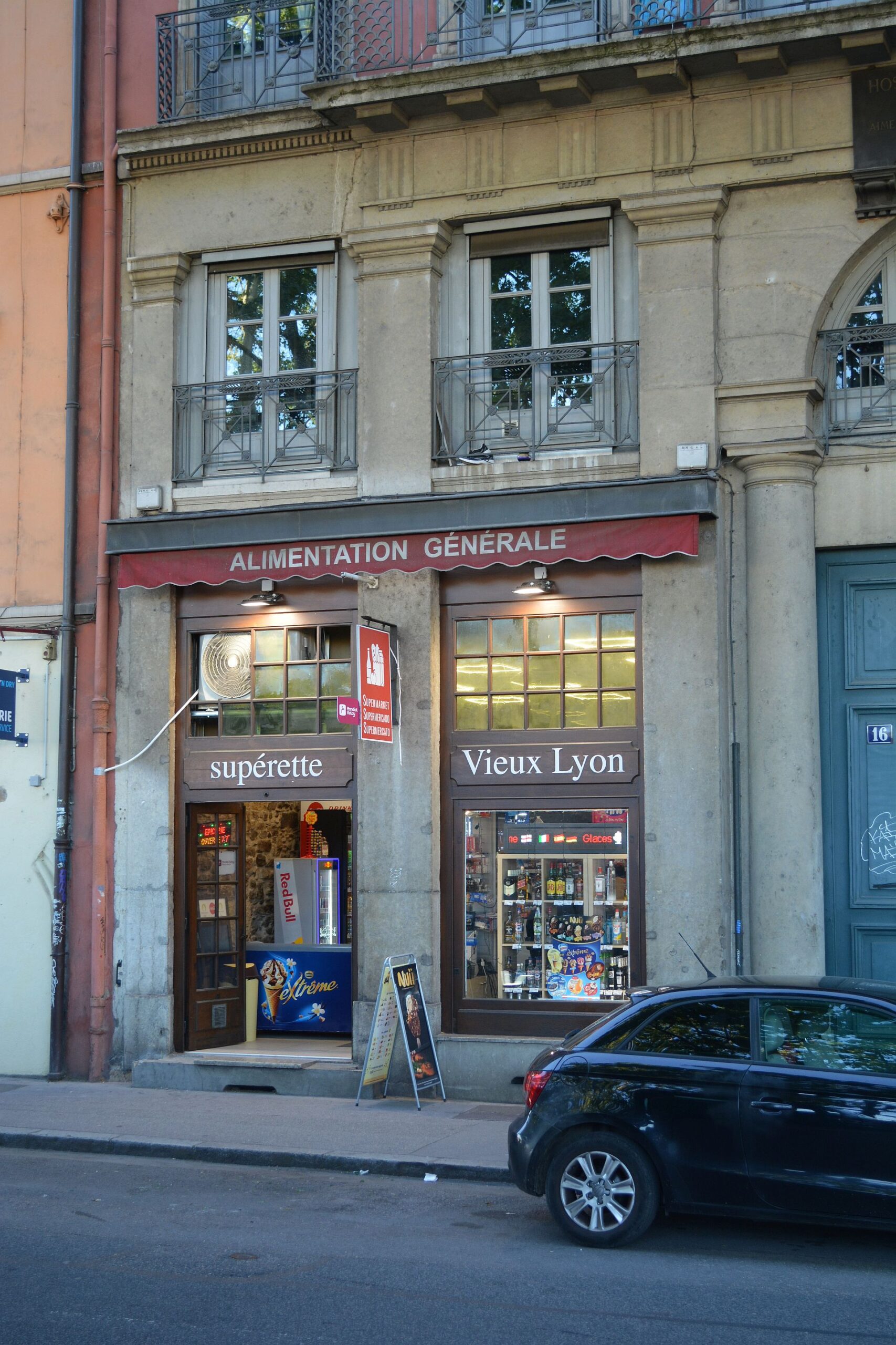 Lyon